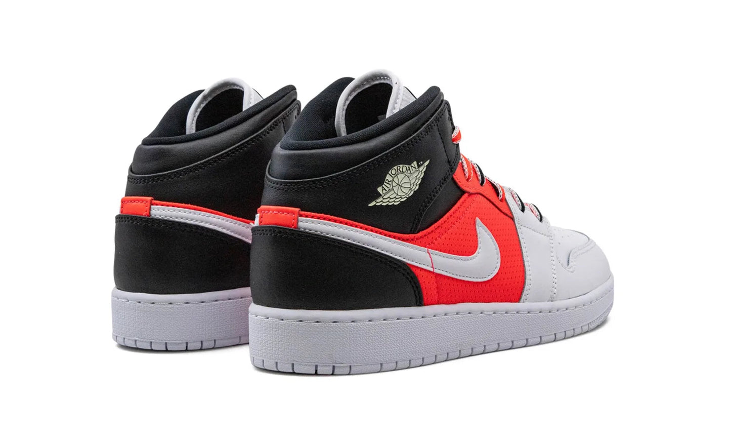 Air Jordan 1 Mid White Black Infrared (GS)