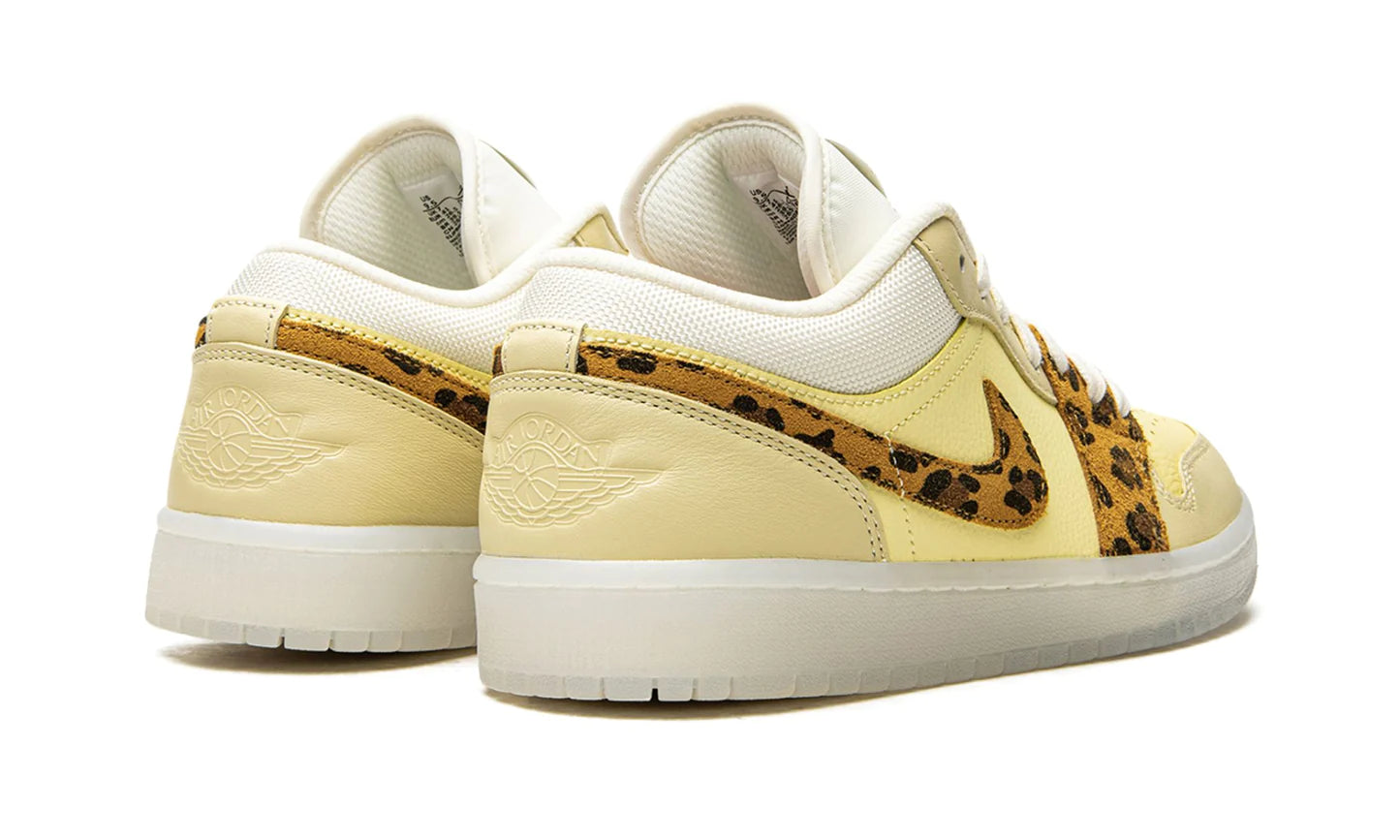 Air Jordan 1 Low SNKRS Day (W)