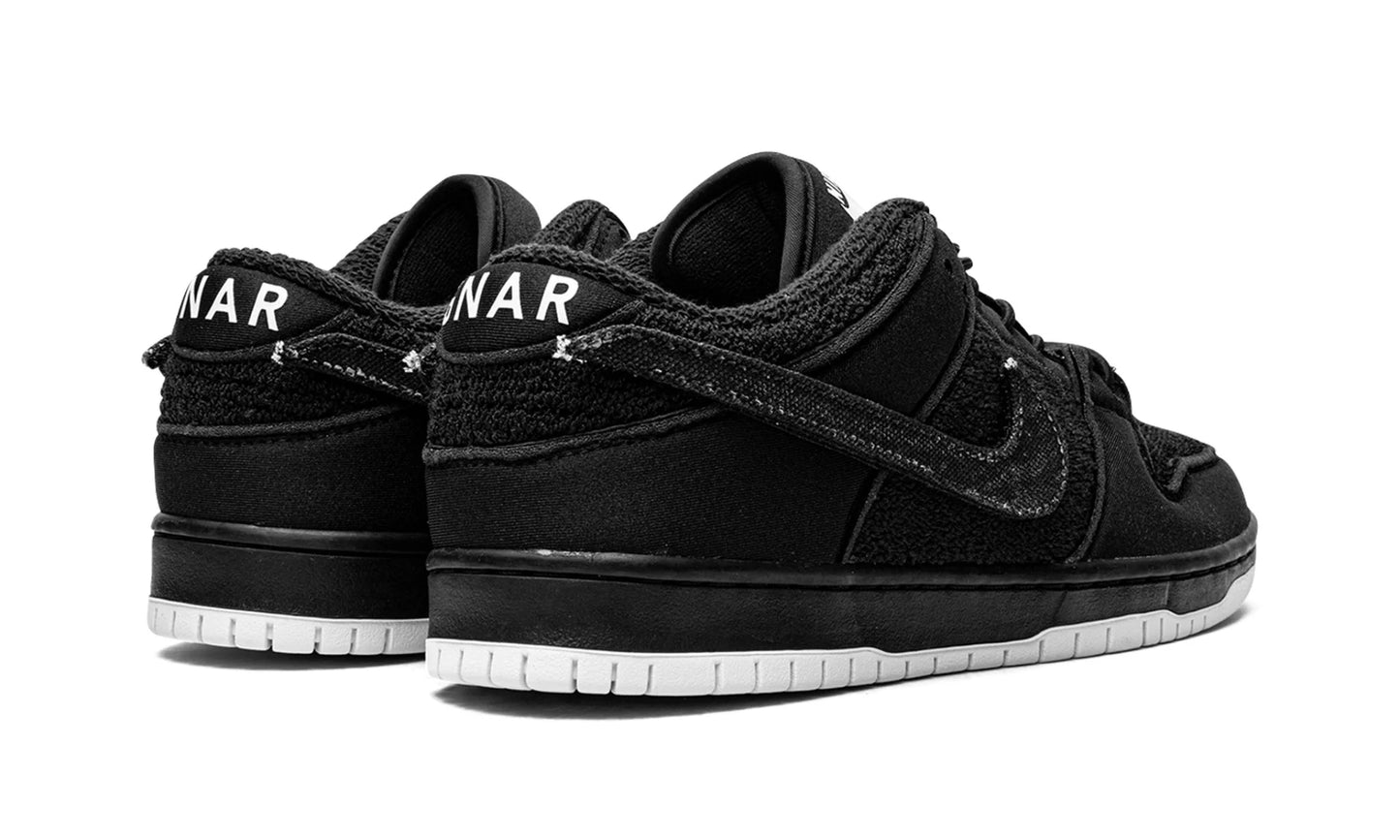 Nike SB Dunk Low Gnarhunters