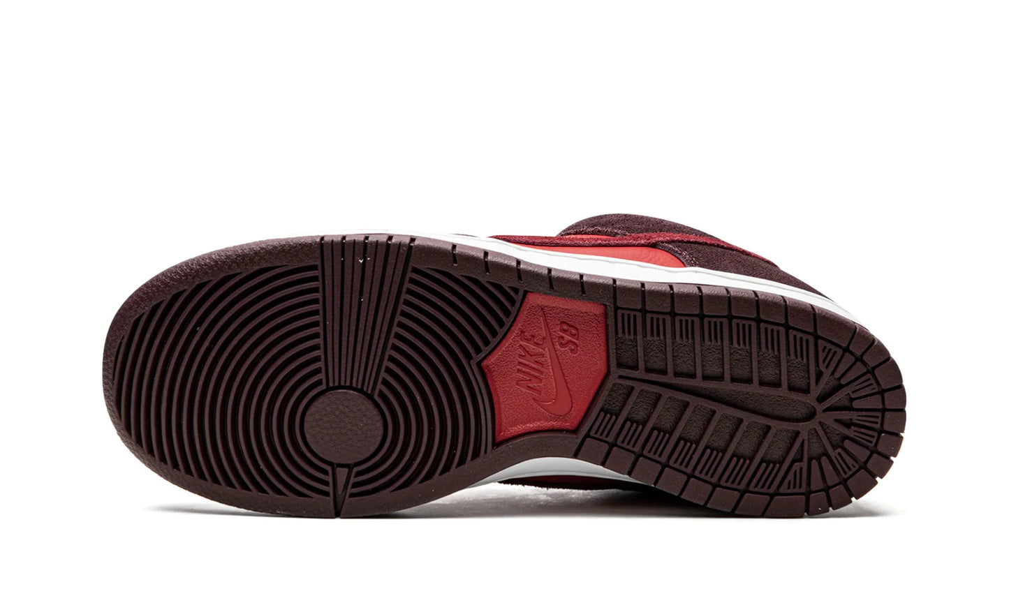Nike SB Dunk Low Fruitpack Cherry