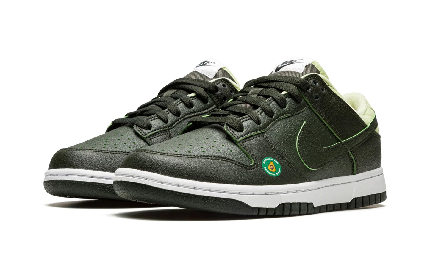 Nike Dunk Low Avocado (W)
