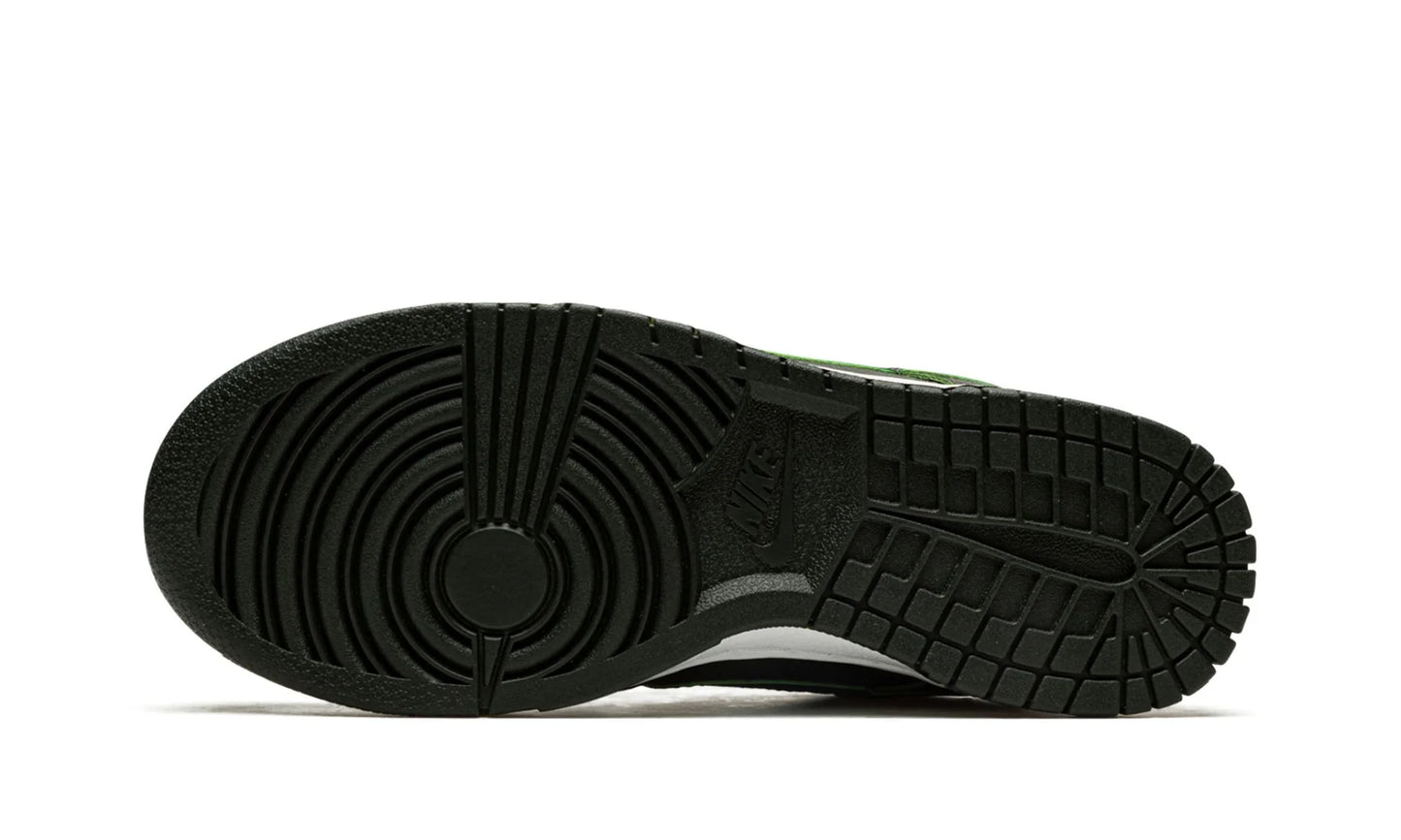 Nike Dunk Low Avocado (W)