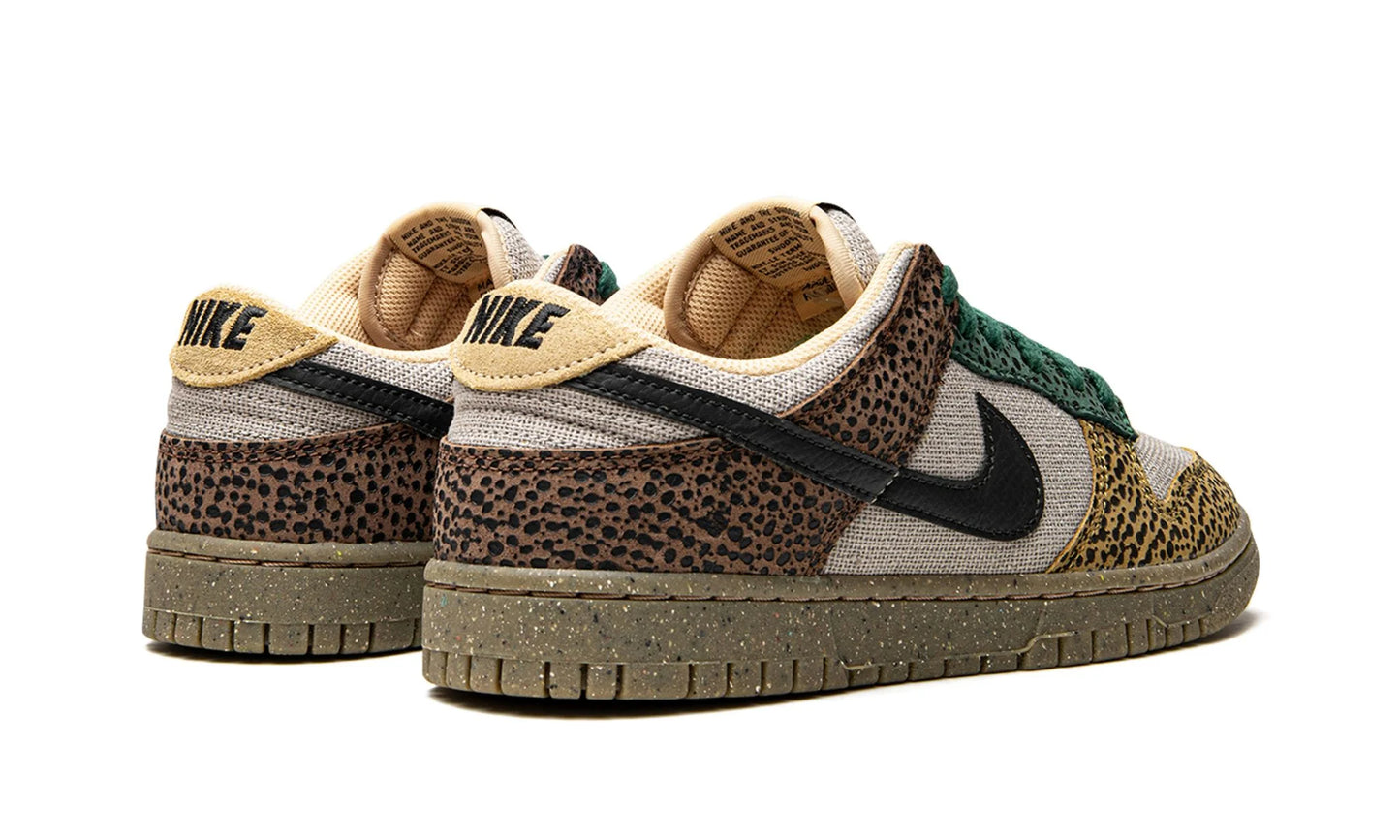 Nike Dunk Low Safari Golden Moss