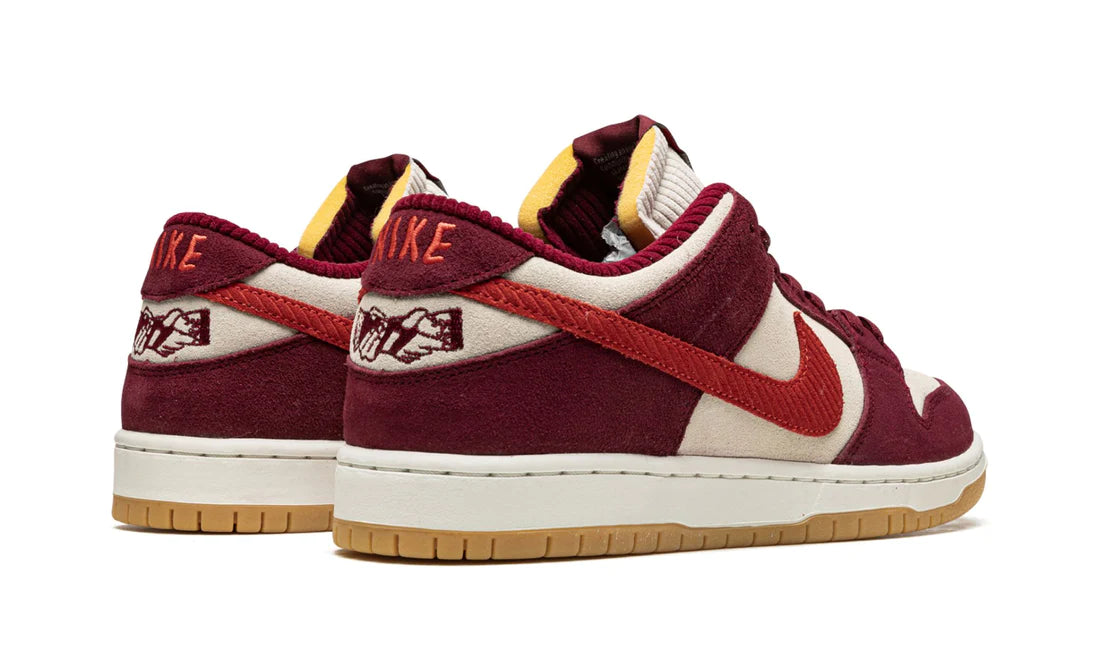 Nike SB Dunk Low Skate Like a Girl