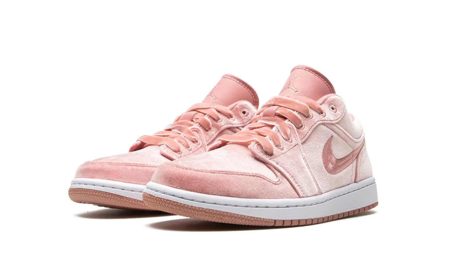 Air Jordan 1 Low Pink Velvet (W)