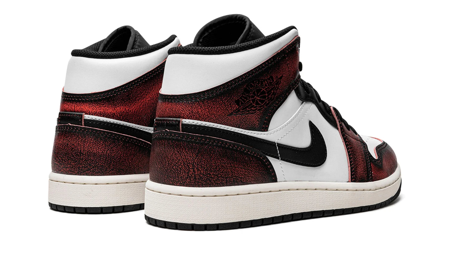 Air Jordan 1 Mid Wear-Away Chicago
