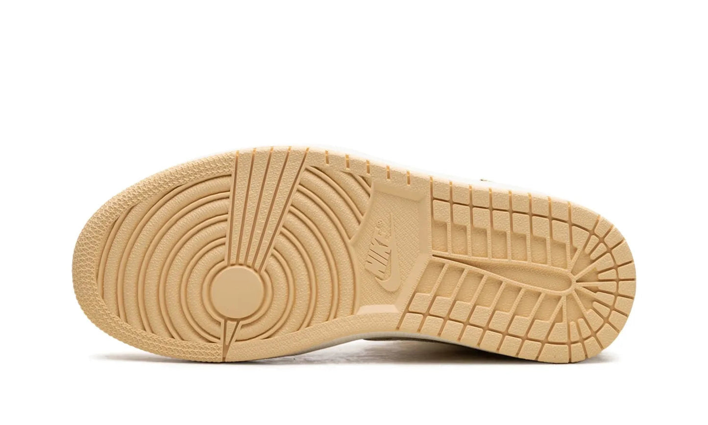 Air Jordan 1 Mid Pale Vanilla Metallic Gold (W)