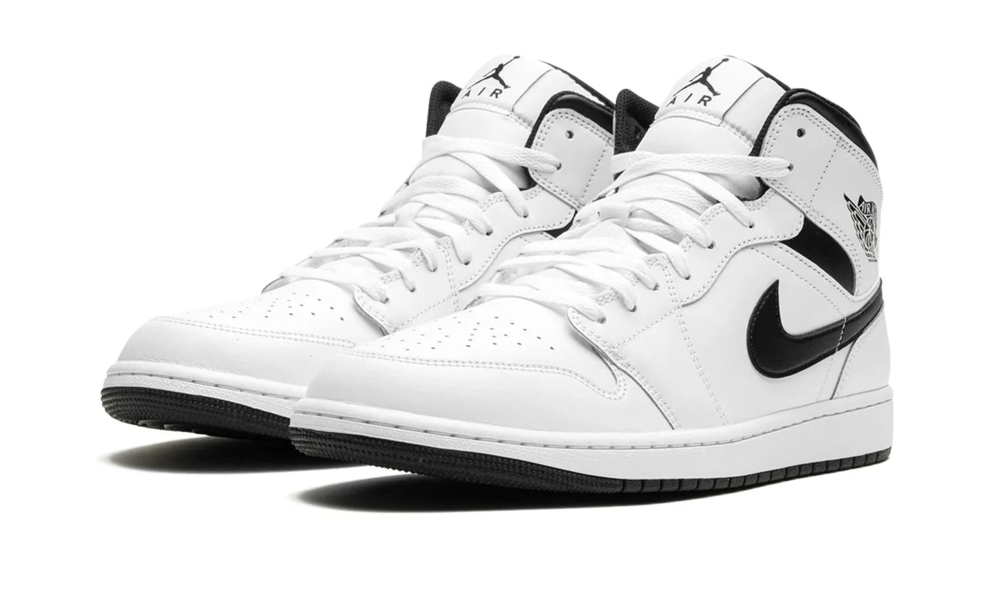 Air Jordan 1 Mid Reverse Panda