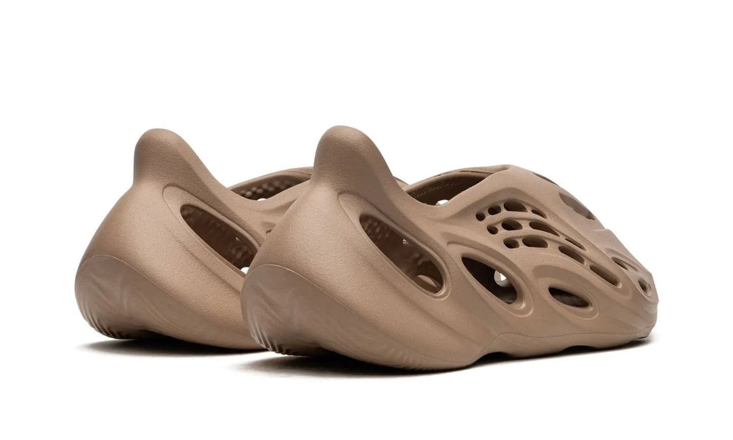 Adidas Yeezy Foam Runner Clay Taupe
