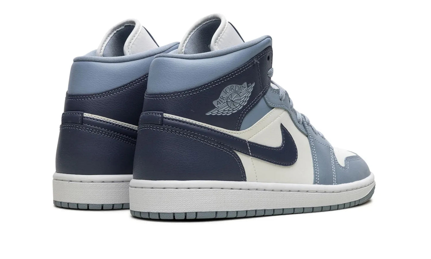 Air Jordan 1 Mid Diffused Blue (W)