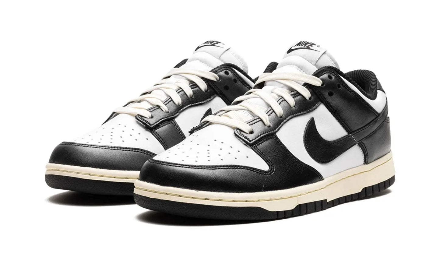 Nike Dunk Low Vintage Panda (W)