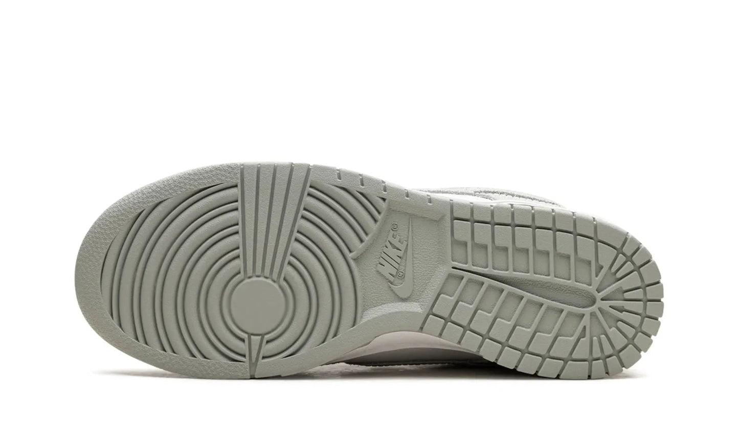 Nike Dunk Low Grey Corduroy (W)