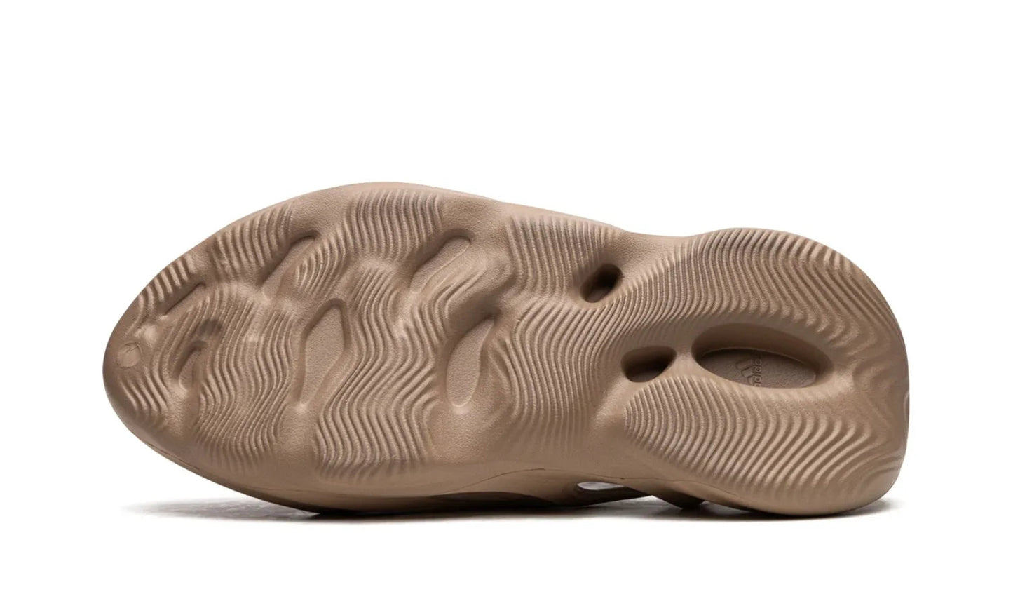 Adidas Yeezy Foam Runner Clay Taupe