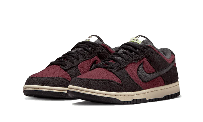 Nike Dunk Low Fleece Burgundy Crush (W)