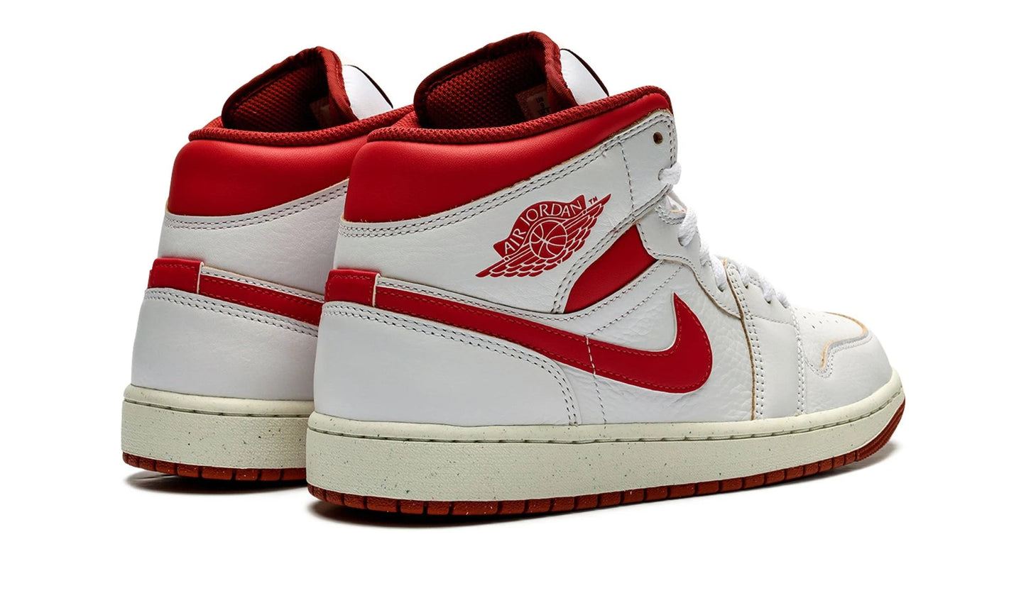 Air Jordan 1 Mid Dune Red