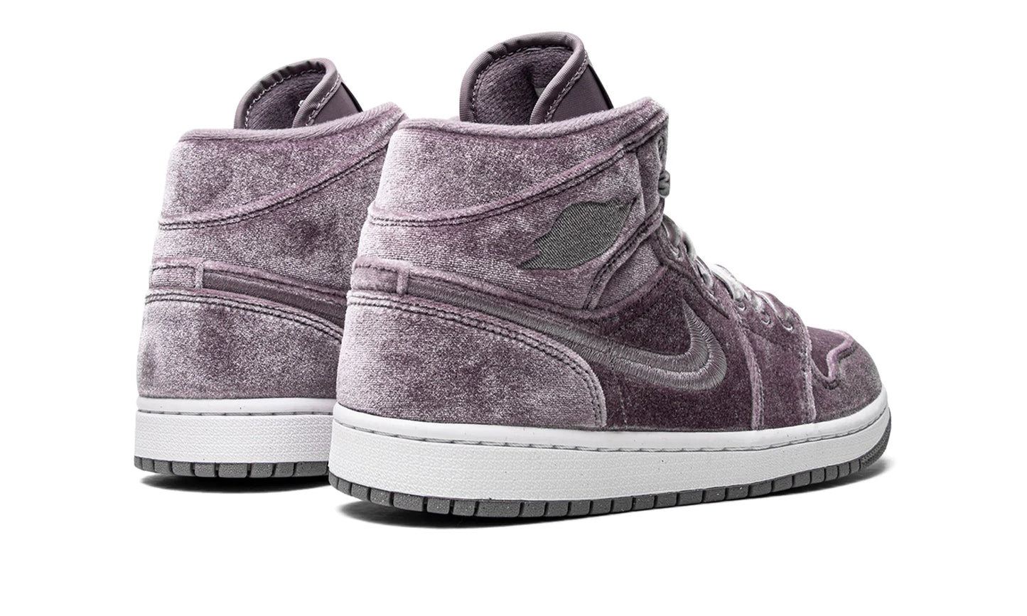Air Jordan 1 Mid Purple Velvet (W)