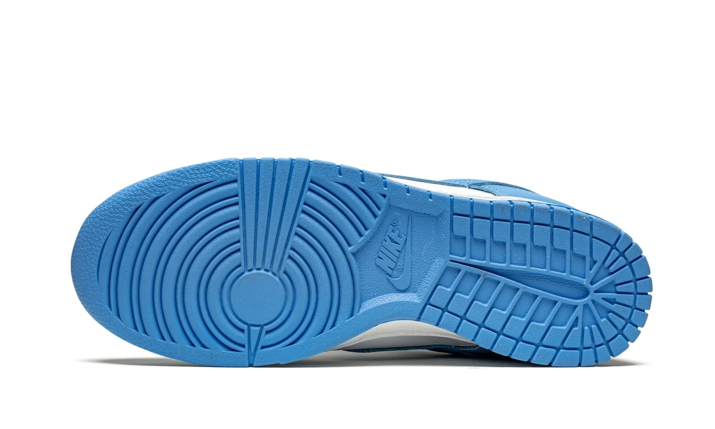 Nike Dunk Low UNC (2021)