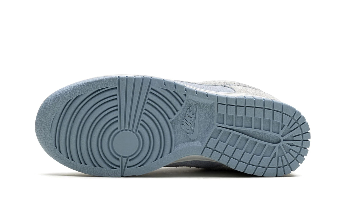 Nike Dunk Low Light Armory Blue Photon Dust