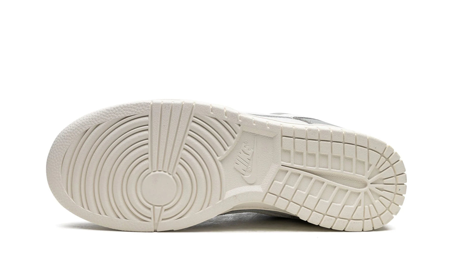 Nike Dunk Low Premium Mica Green