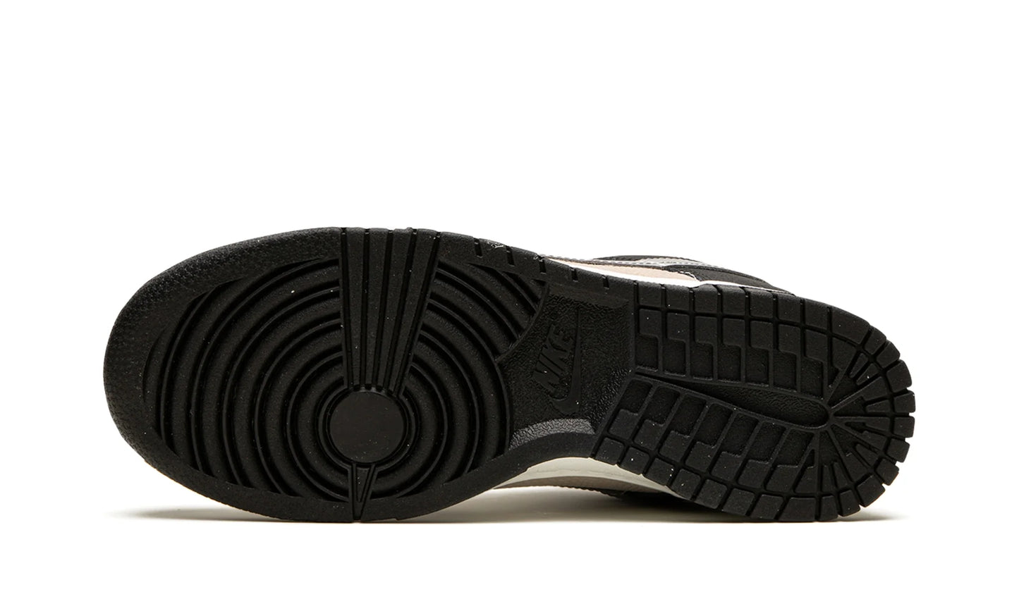 Nike Dunk Low Starry Laces (W)