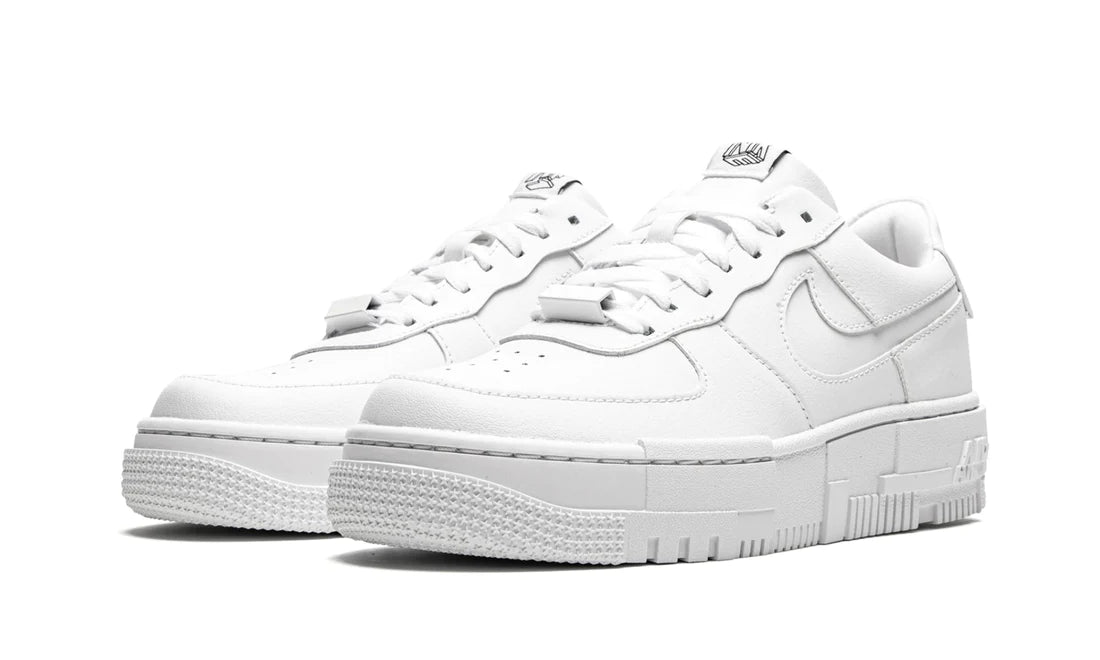 Nike Air Force 1 Low Pixel White (W)