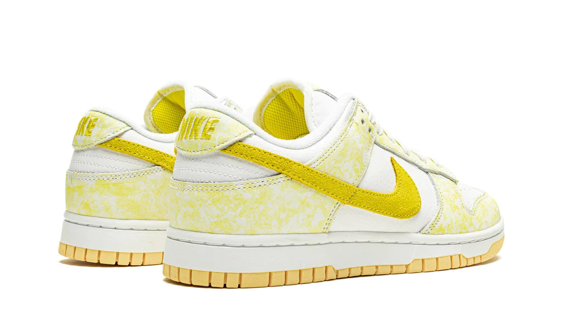 Nike Dunk Low Yellow Strike (W)
