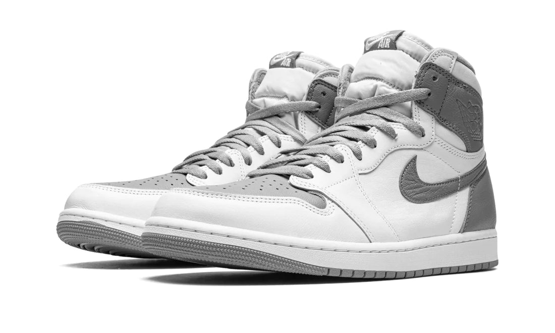Air Jordan 1 High Stealth