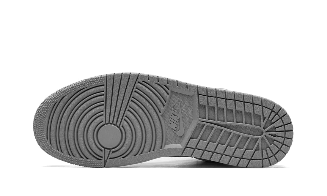 Air Jordan 1 High Stealth