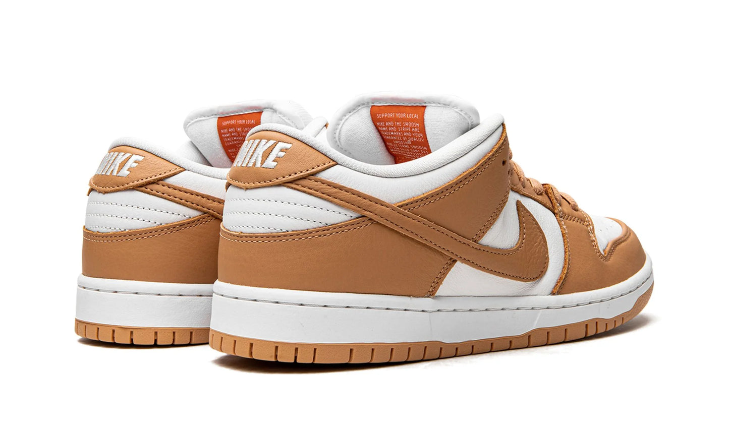 Nike SB Dunk Low Light Cognac