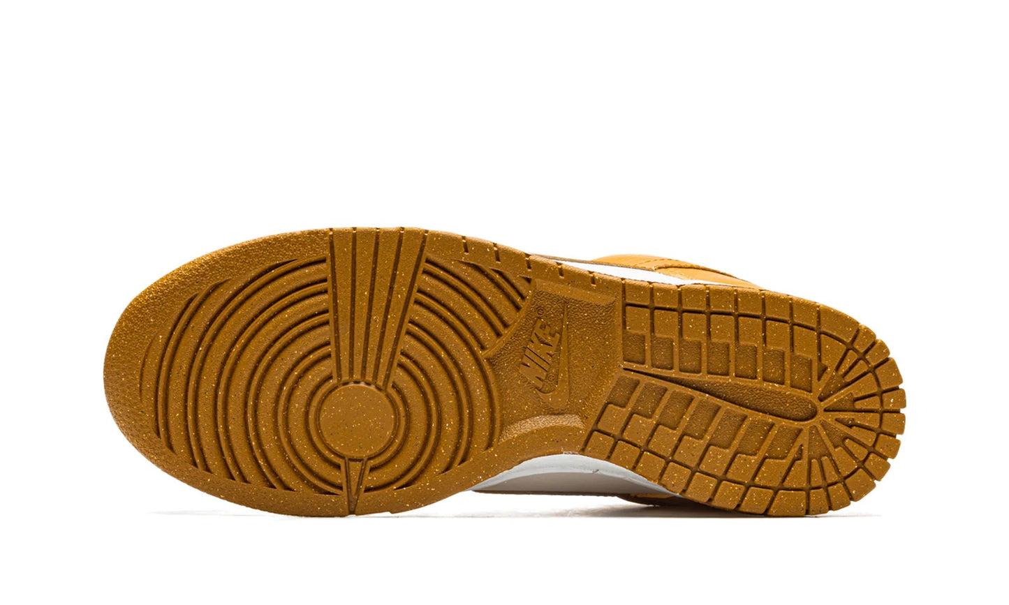 Nike Dunk Low Next Nature Phantom (W)