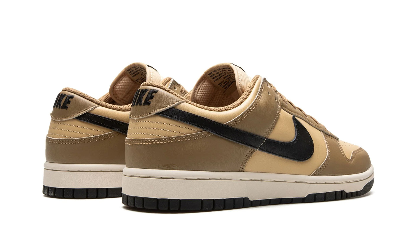 Nike Dunk Low Dark Driftwood (W)