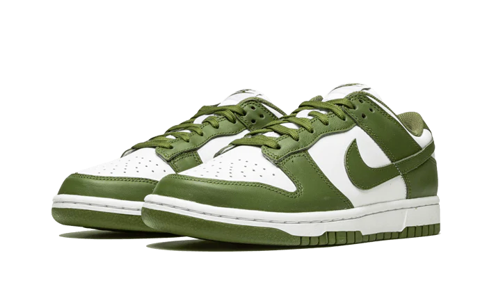 Nike Dunk Low Medium Olive (W)
