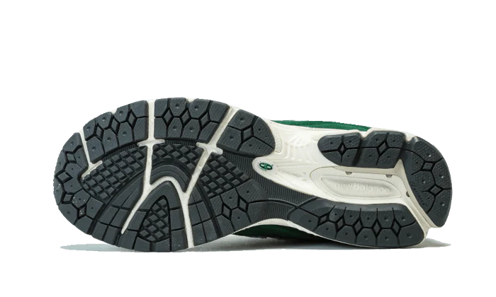 New Balance 2002R Higher Learning Pack Forest Green
