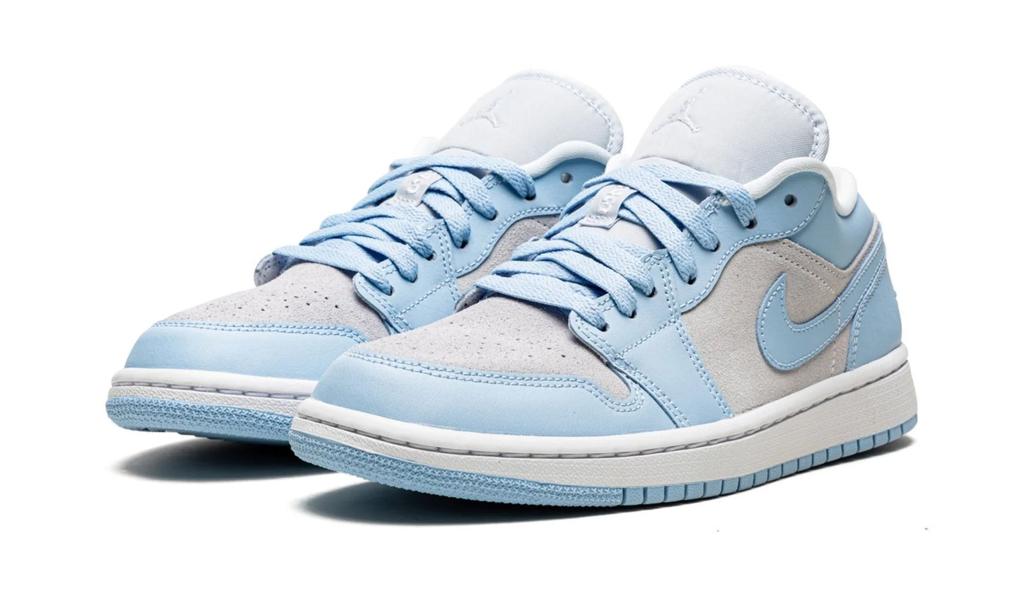 Air Jordan 1 Low Football Grey (W)