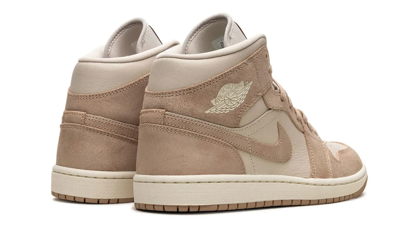 Air Jordan 1 Mid Legend Light Brown (W)