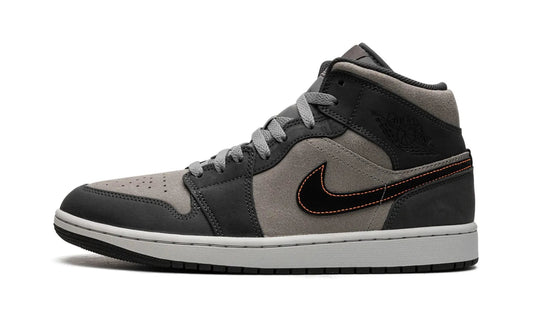 Air Jordan 1 Mid Night Stadium