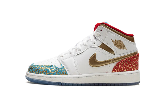 Air Jordan 1 Mid Sneaker School NC to Chicago (GS)