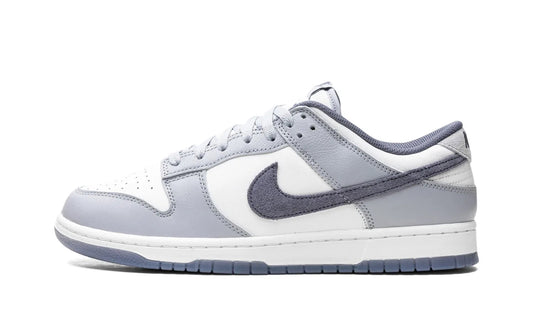 Nike Dunk Low Light Carbon