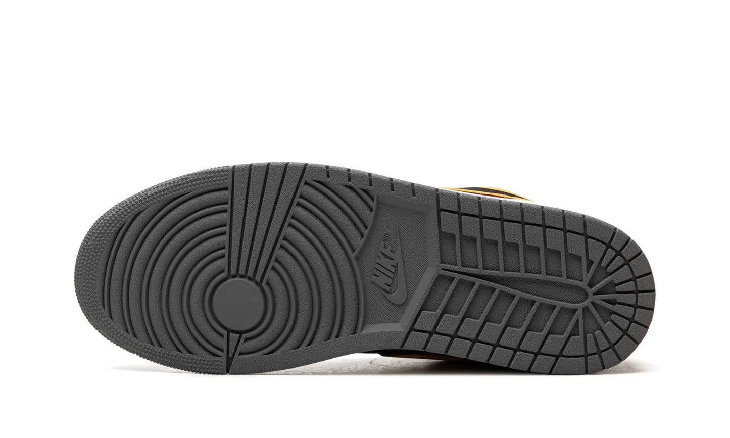 Air Jordan 1 Low Light Graphite Vivid Orange