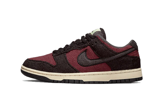 Nike Dunk Low Fleece Burgundy Crush (W)