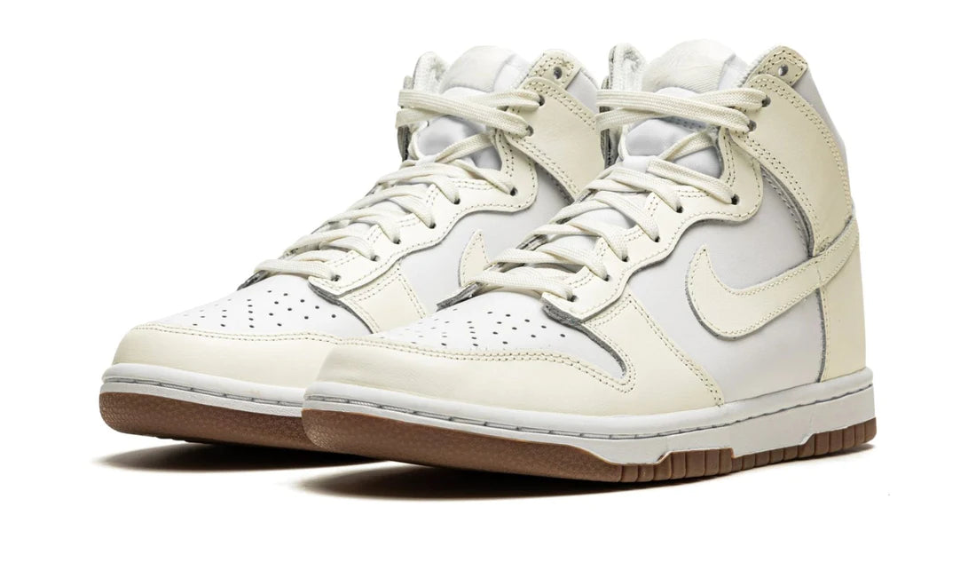 Nike Dunk High Sail Gum (W)
