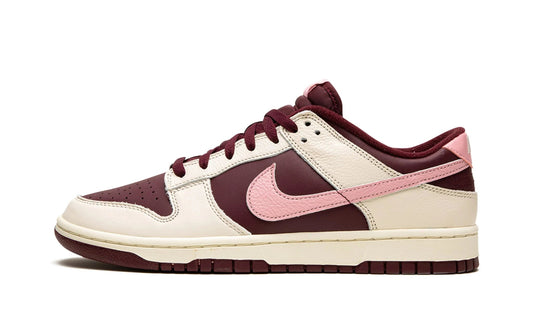Nike Dunk Low Premium Valentine's Day (2023)