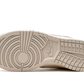 Nike Dunk Low Light Bone (W)