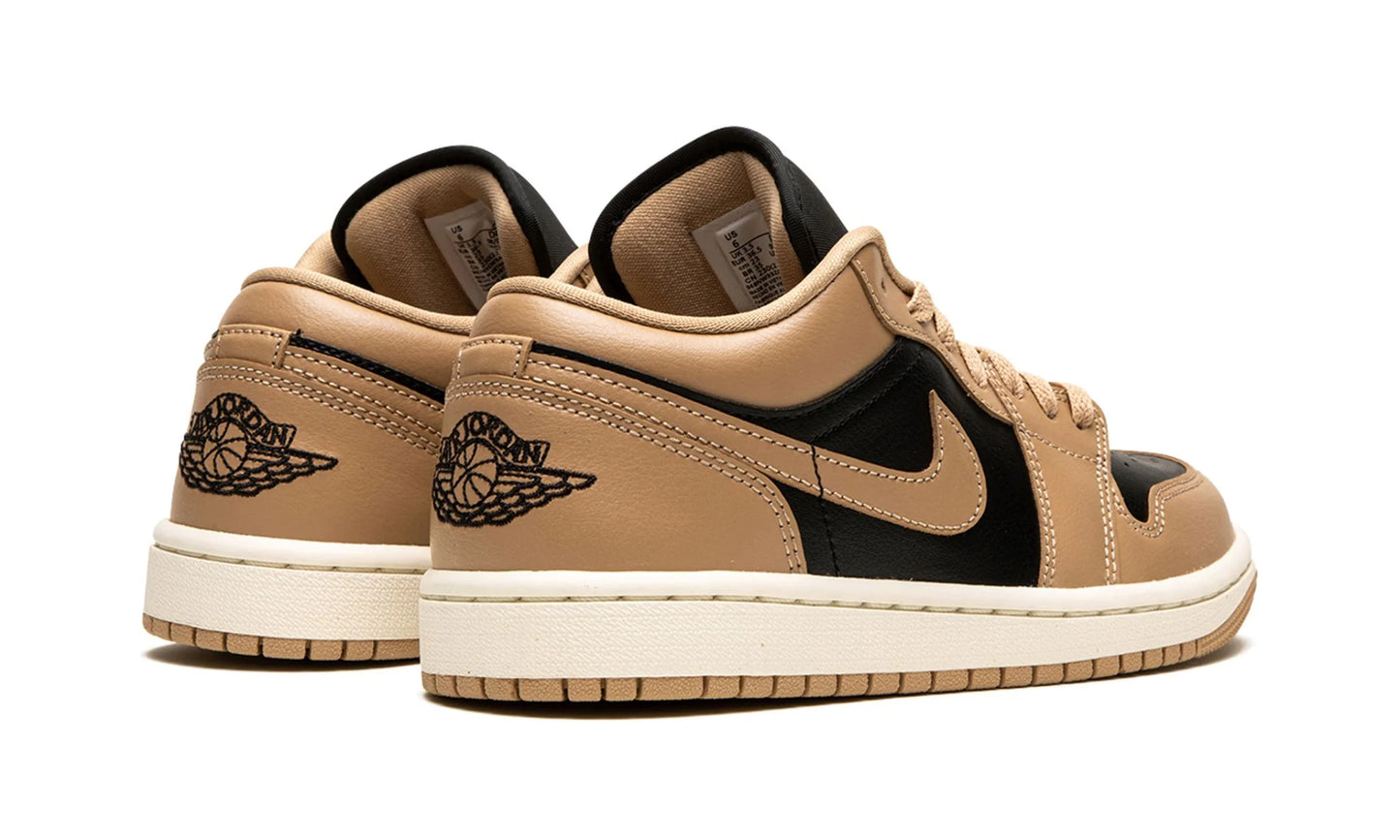 Air Jordan 1 Low Desert (W)