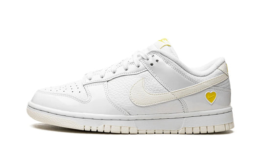 Nike Dunk Low Yellow Heart (W)